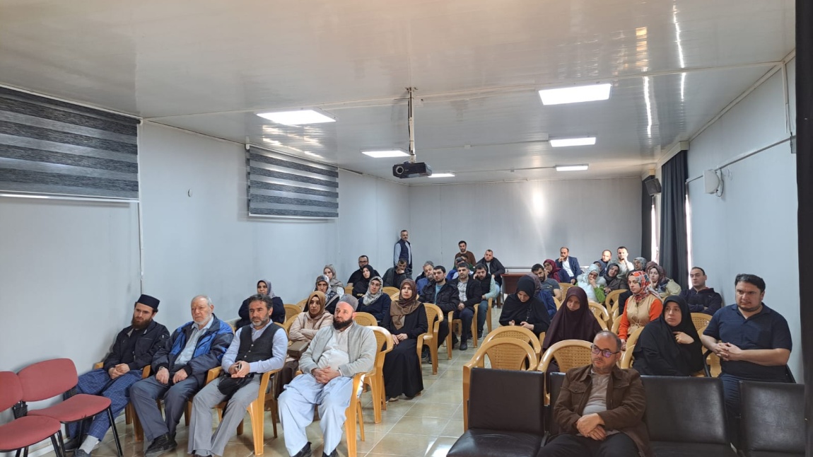 HAFIZLIK PROJE İMAM HATİP ORTAOKULUNUN VELİ TOPLANTISI GERÇEKLEŞTİRİLDİ
